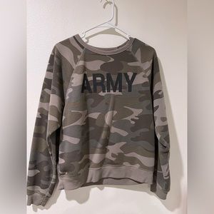 US Army women’s sweater